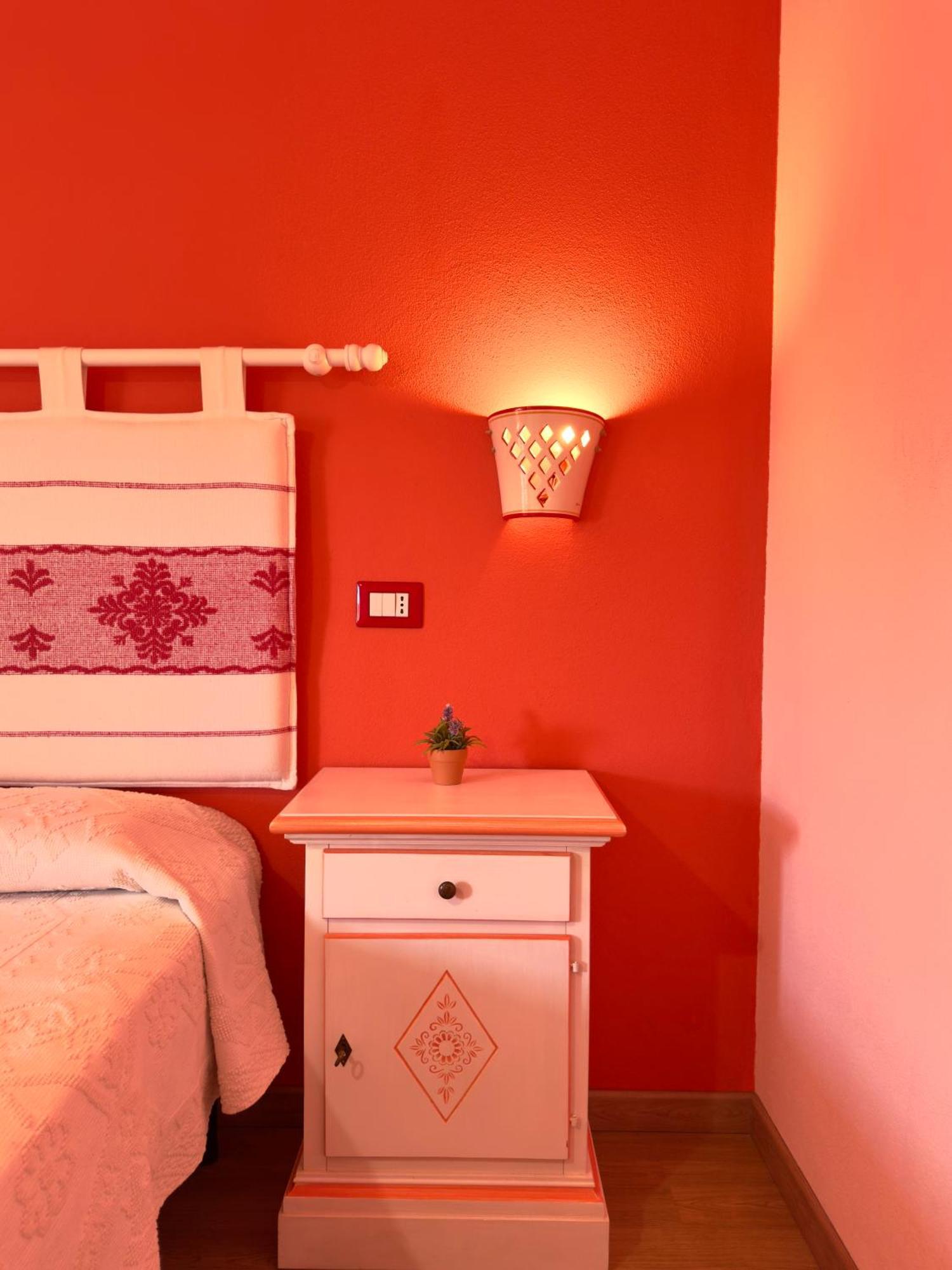 B&B Selvaggio Blu Баунеї Екстер'єр фото